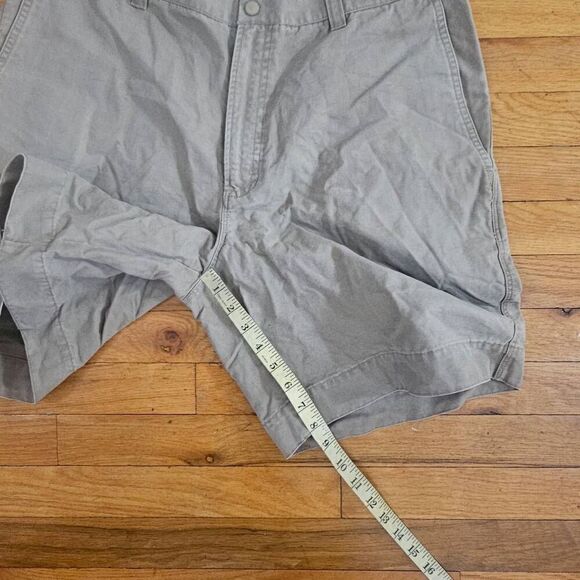 Columbia Omni Shade Shorts Beige  Men’s 36 Inseam 8” - Picture 3 of 7